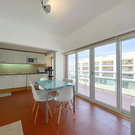 Marina View 2 Bedrooms And Terrace *