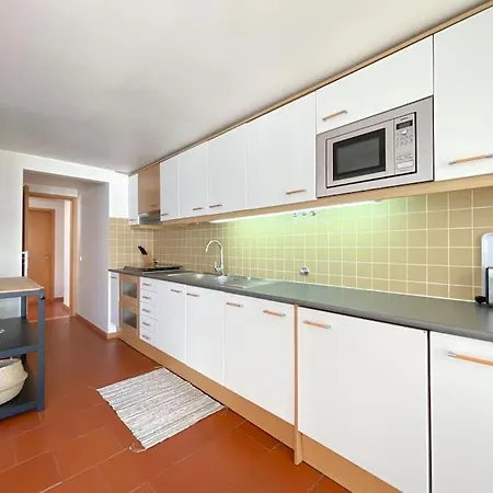 Marina View 2 Bedrooms And Terrace